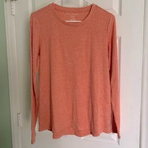AEO SOFT & SEXY PLUSH LONG SLEEVE TOP :: SIZE MEDIUM :: CORAL PINK ORANGE